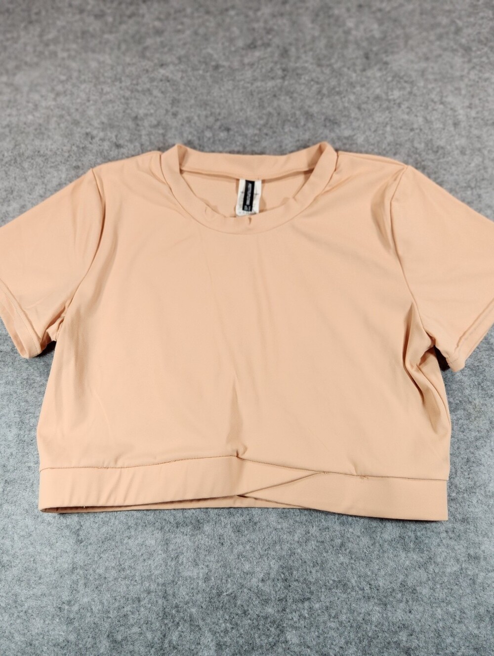 PrettyLittleThing Peach Short Sleeve Cropped Tee Size 10
